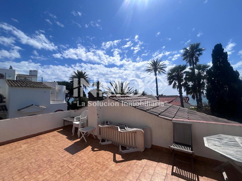 Foto 4448ecb9-48f3-4339-9985-3313c9f8da17. Casa amb xemeneia aparcament a Platja de Mont-roig Mont-roig del Camp