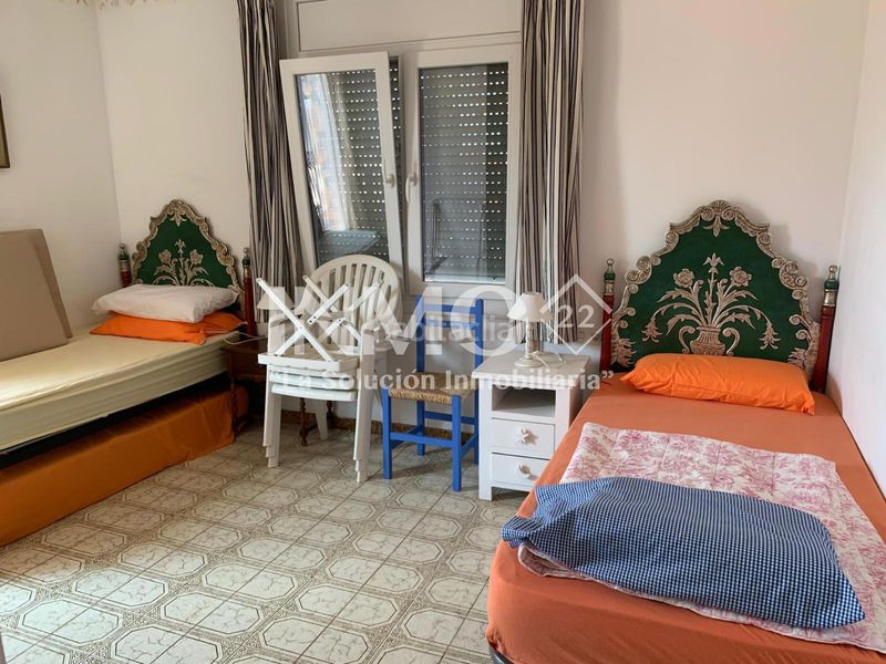 Foto a52925b8-293c-45c0-bc48-dcd1c0f90918. Casa amb xemeneia aparcament a Platja de Mont-roig Mont-roig del Camp