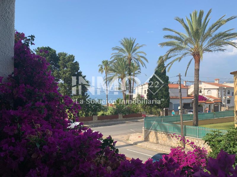 Foto b833cf9f-2060-4c89-96a2-89a89713712d. Casa amb xemeneia aparcament a Platja de Mont-roig Mont-roig del Camp
