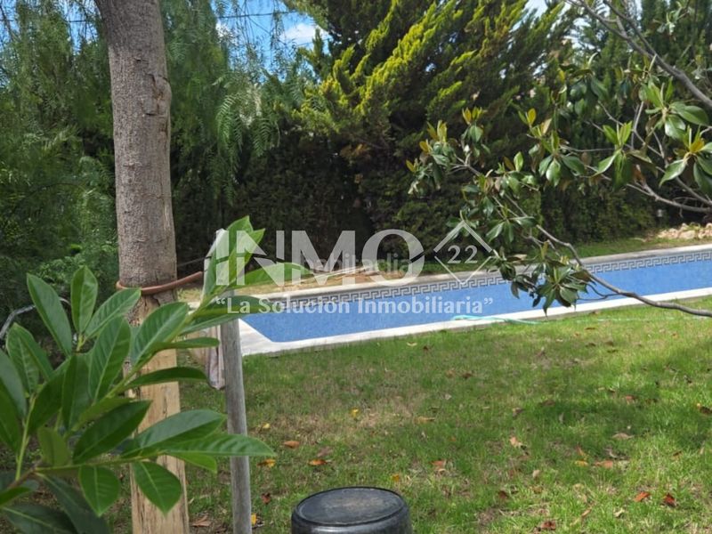 Foto d6ac70c7-516b-4a04-aa36-a5184ca3ca0a. Terreno residencial en carrer terra alta 5 terreno en pleno centro con piscina privada en Cambrils