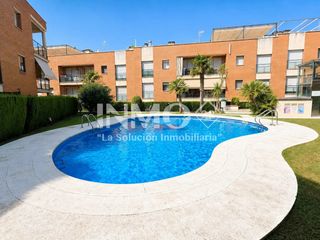 Piccolo appartamento  Avinguda adelaida 32. Apartamento de 3 habitaciones y dos baños en el casco antiguo ca