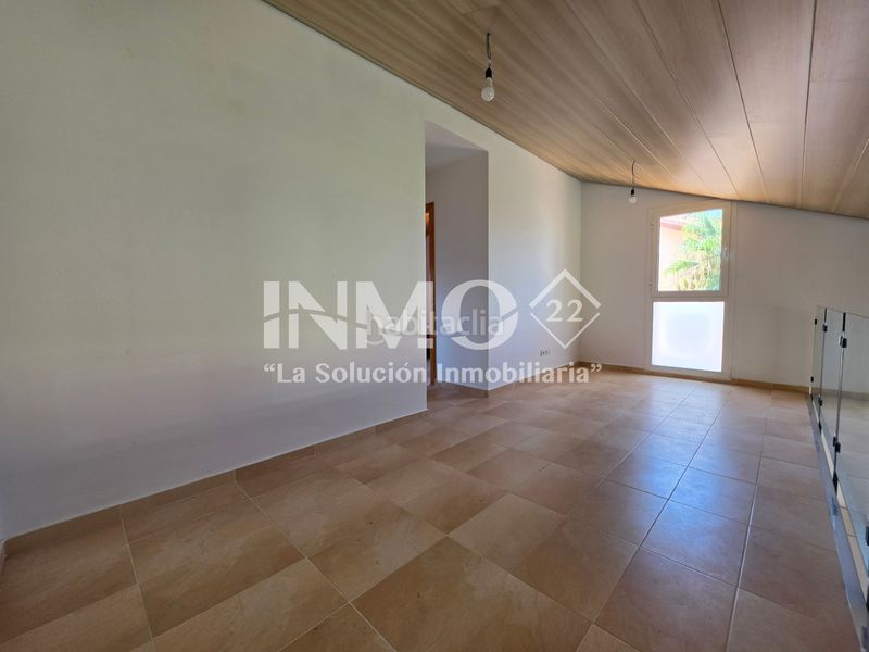 Foto 87a849de-4ff3-4534-b3e8-36599e14b4ee. Casa bifamiliare con parcheggio in Platja de Mont-roig Mont-roig del Camp