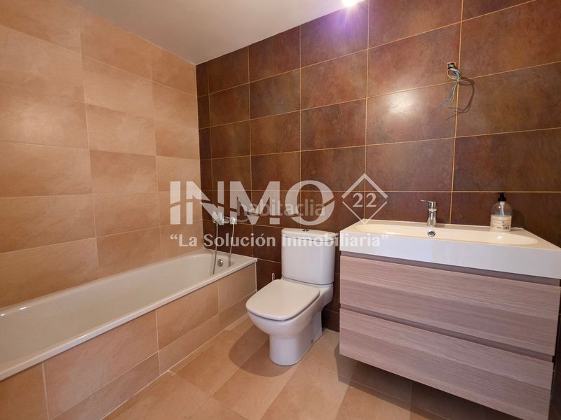 Foto 8cfd9e70-1d6a-4182-a71d-5713909f4290. Casa bifamiliare con parcheggio in Platja de Mont-roig Mont-roig del Camp