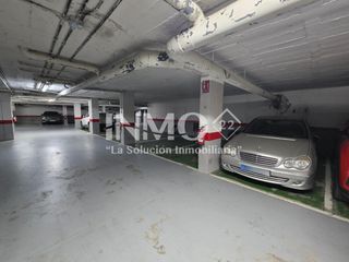Car parking  Carrer golf de sant jordi. Garaje privado