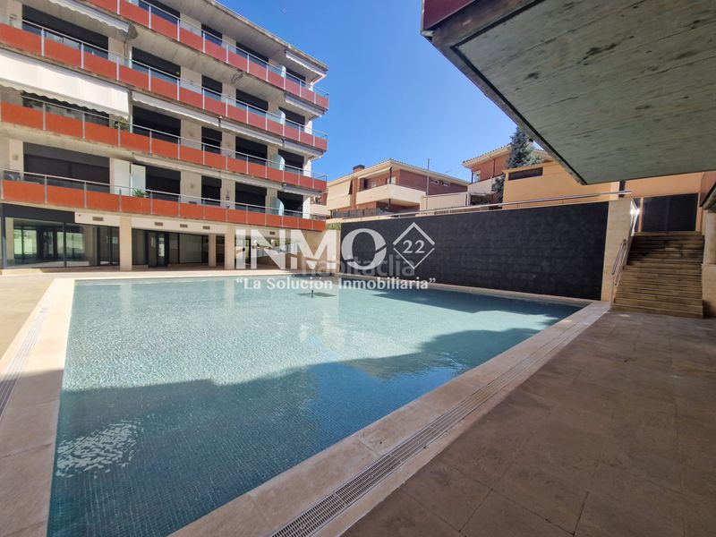 Foto 5caffc1d-4194-4b5e-94ce-c1701606f925. Casa adossada amb calefacció aparcament piscina a Cambrils