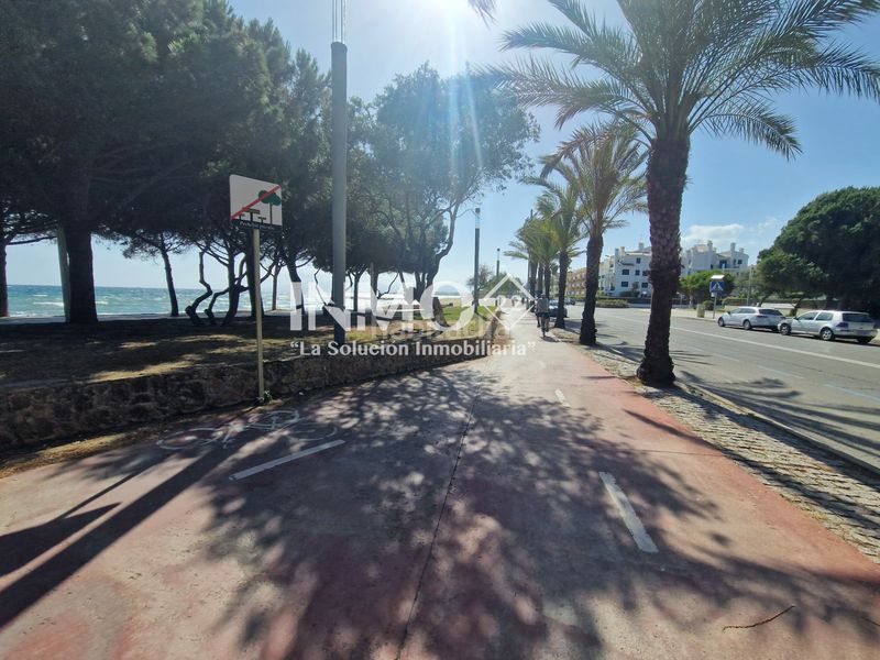 Foto f4e977d2-40b1-4539-9b99-812ca990a1b5. Casa adossada amb calefacció aparcament piscina a Cambrils