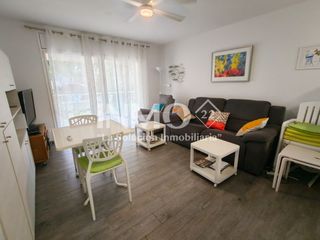 Apartament  Passeig marítim 12-10. Apartamento planta baja primera linea de mar