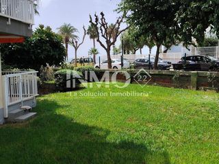 Appartement in Passeig mar�tim 28. Apartamento planta baja primera linea de mar