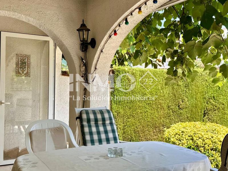 Foto 11bcb4a7-a5c1-411f-8cdc-83d703ee594d. Casa adossada amb xemeneia aparcament a mar Cambrils Cambrils
