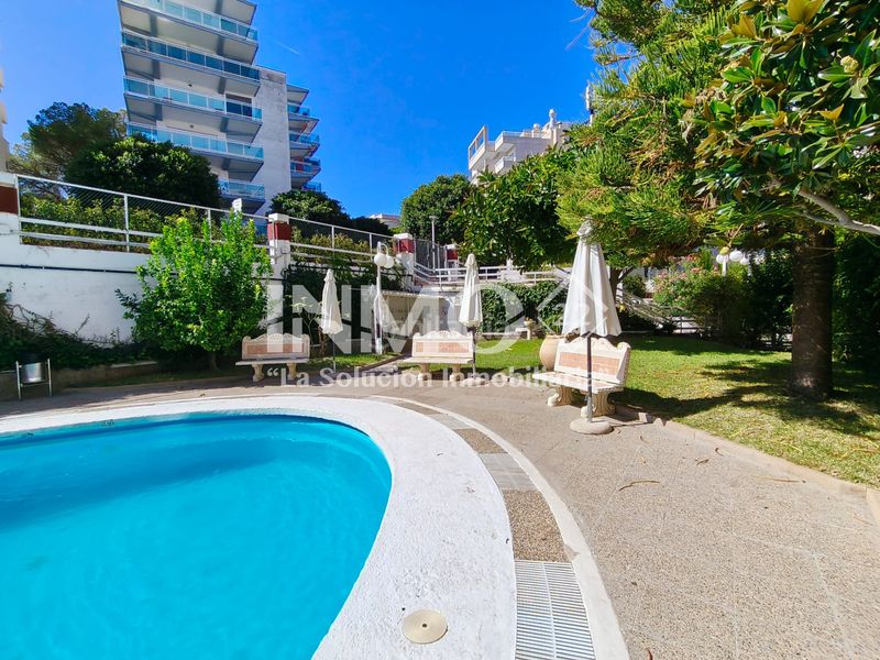 Foto d95d5c4c-aca0-4792-9b75-abf3c826d45f. Apartament amb aparcament piscina a Mar i Camp - Platja dels Capellans Salou
