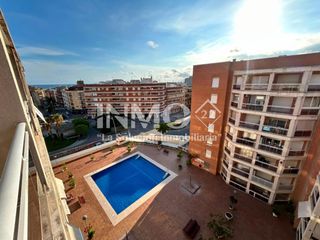 Apartament  Carrer ventura gassol 16. Atico de una habitacion con piscina comunitaria en vinyols i el