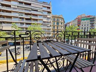 Affitto Appartamento  Compte urgell. Alquiler temporal  piso de 80m en calle comte durgell, barcelona
