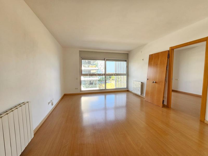 Foto cd2f8671-d1e9-4e49-aa4e-9fcd1b4b4da0. Flat with heating in Pla d'en Boet Mataró