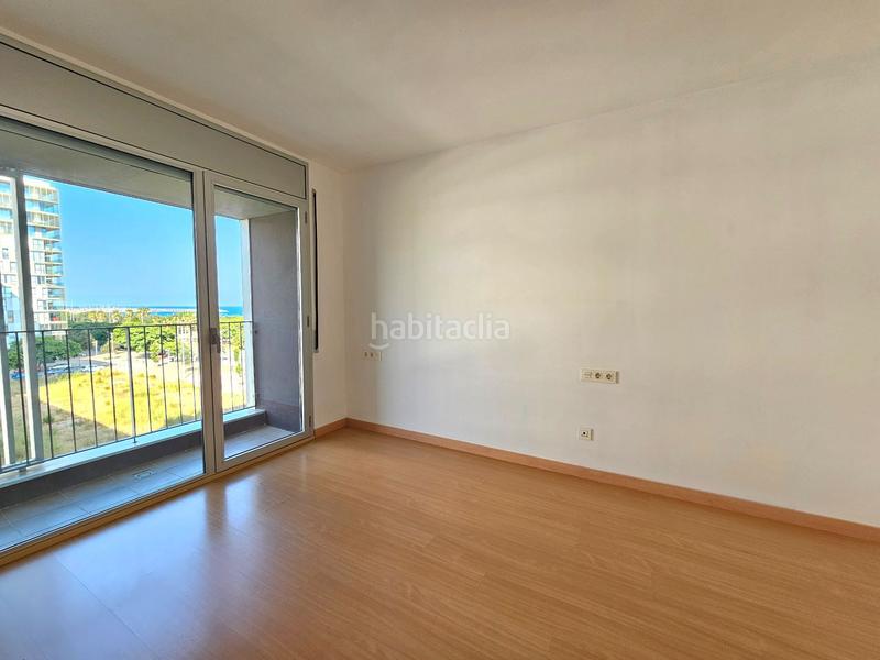 Foto 64d9050b-d4df-48b3-bf77-32e598af87e2. Piso en Pla d'en Boet Mataró