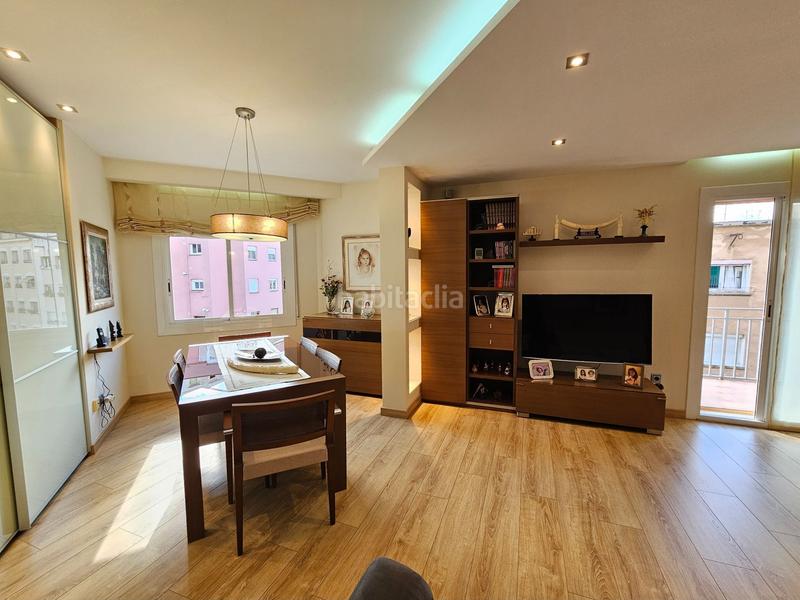 Foto 8dd47dd2-b736-4b75-83fa-a963232c48f3. Flat with heating in La Florida Hospitalet de Llobregat (L´)