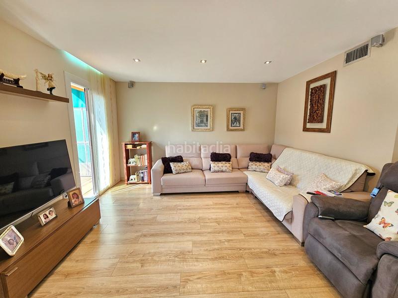 Foto de303e20-2e32-4a5c-ba2a-38543b702fcd. Flat with heating in La Florida Hospitalet de Llobregat (L´)