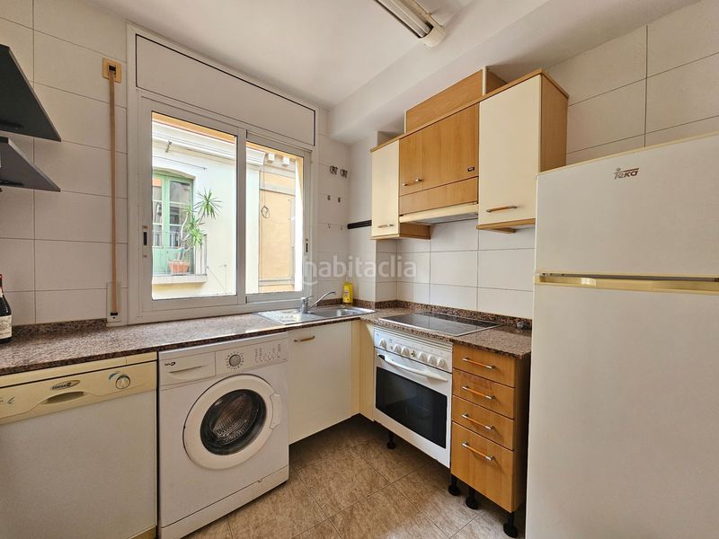 Foto 0696cc49-88a1-4538-9f6c-2eac3d4df930. Lloguer àtic a Raval Barcelona