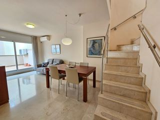 Zweistöckige Wohnung in Cementiri Vell