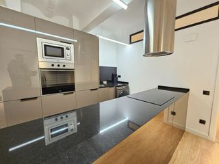 Location Appartement  Girona. Acogedor piso de alquiler temporal en calle girona  eixample, ba