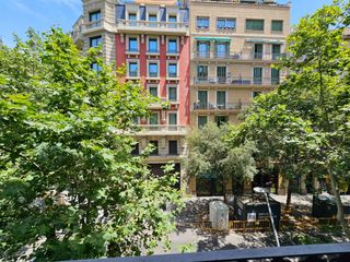 Lloguer Pis  Muntaner. Exclusivo apartamento de alquiler temporal de 3 habitaciones en