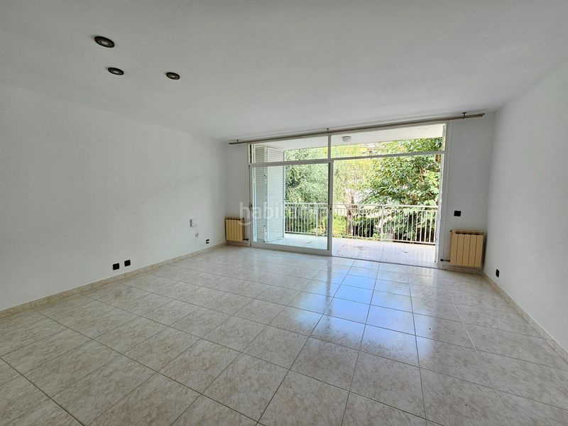 Foto 891b5259-b373-4106-a5ea-22942d2b7061. Casa amb calefacció piscina a El Poal Castelldefels