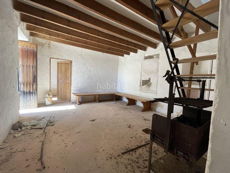 Foto 38c6bd0d-9e17-49da-a977-513cb4fa4057. Masía finca antigua para reformar con vistas hacia el mar en Manacor