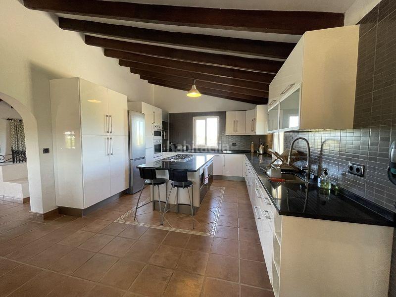 Foto 7419d026-cfb2-40d1-864e-dd50e3d4ad8d. Masia amb calefacció piscina a Llucmajor interior Llucmajor