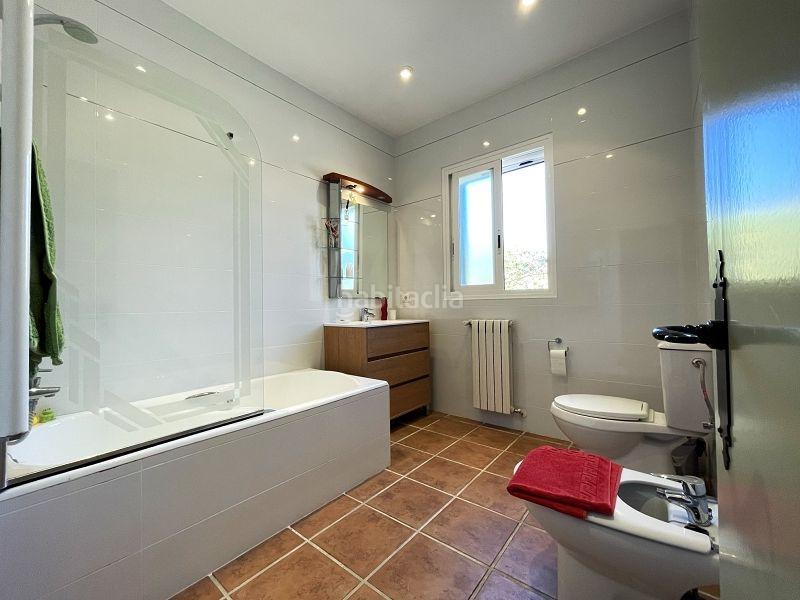 Foto cdd6a8db-9f42-49d3-9d27-b3d642b99504. Masia amb calefacció piscina a Llucmajor interior Llucmajor