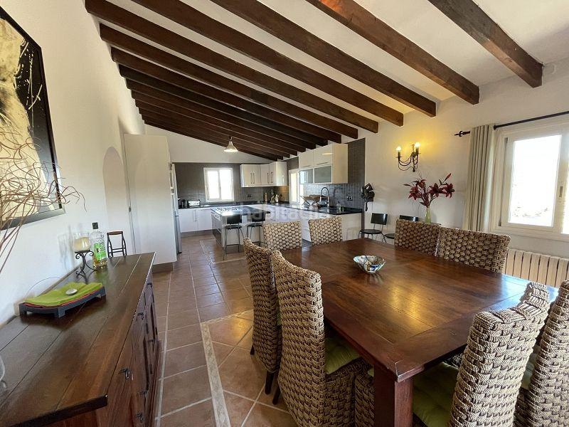 Foto ce4d50d3-a999-4d5c-a0c5-54dffa450ecf. Masia amb calefacció piscina a Llucmajor interior Llucmajor