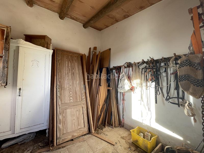 Foto 97ec0f6a-1938-459f-9981-b58c6e961307. Casa finca a reformar perfecto para tener caballos en Campos