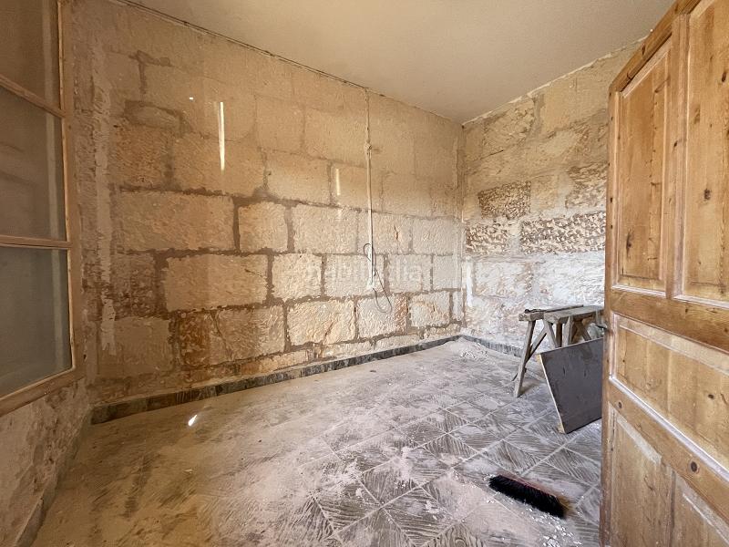 Foto 270bc4a5-9f49-4e28-ba50-cf6ed975702d. Masia amb aparcament a Campos