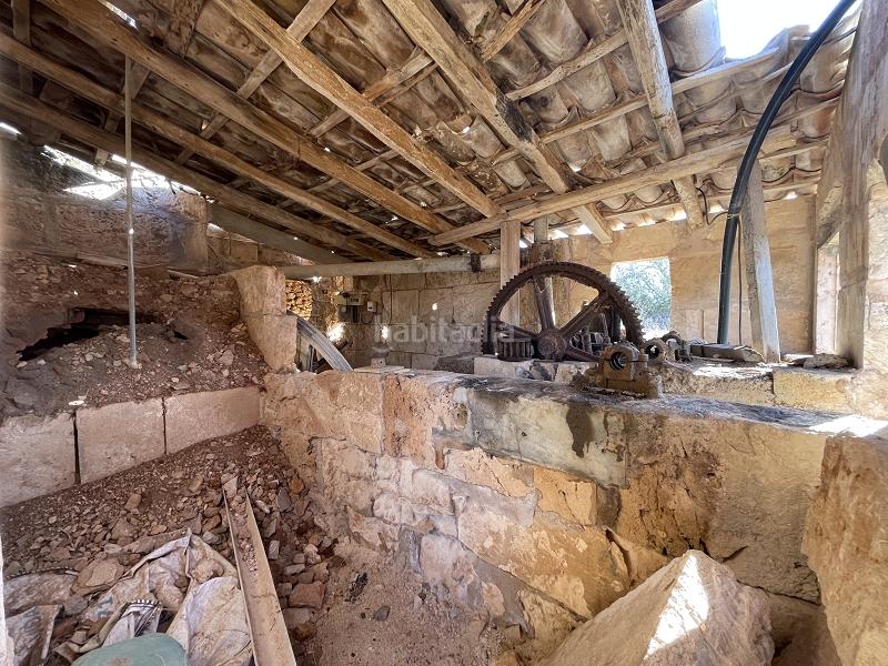 Foto 4aaf659a-0026-4fcd-ba98-463e82f53c82. Masia amb aparcament a Campos