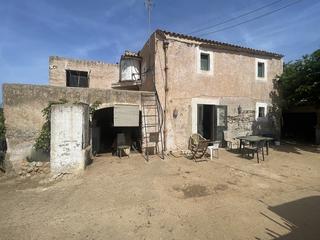 Country house in Porreres. Finca antigua para reforma total