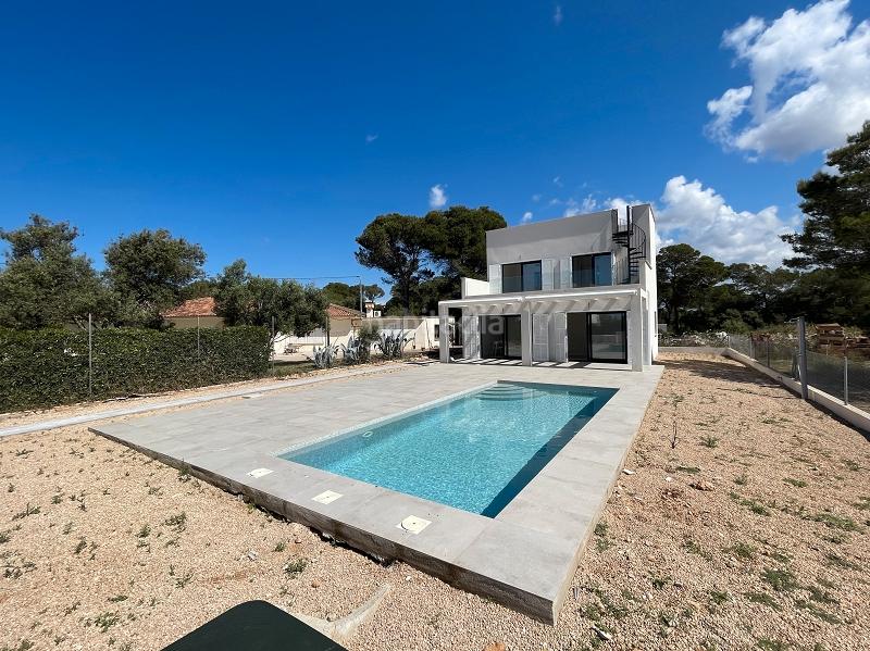 Foto f6711c91-8b7b-4dc8-bdb8-792584a432e9. Xalet amb aparcament piscina a Cala Pi-Vallgornera Llucmajor