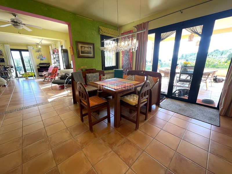 Foto 8f15b204-4cc9-407b-842d-ed32063dd1dd. Chalet with fireplace heating parking pool in Porreres