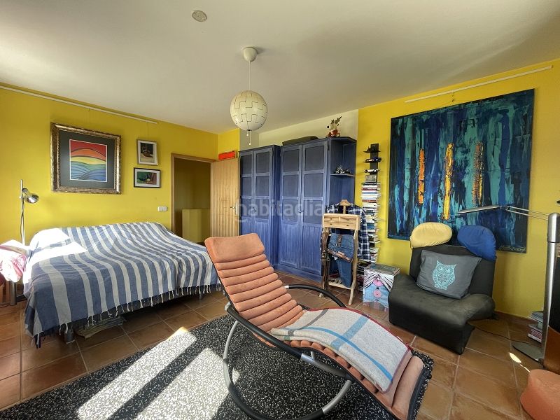 Foto d9cf8bc3-28b3-4893-9031-58fd5d6bb46d. Chalet with fireplace heating parking pool in Porreres