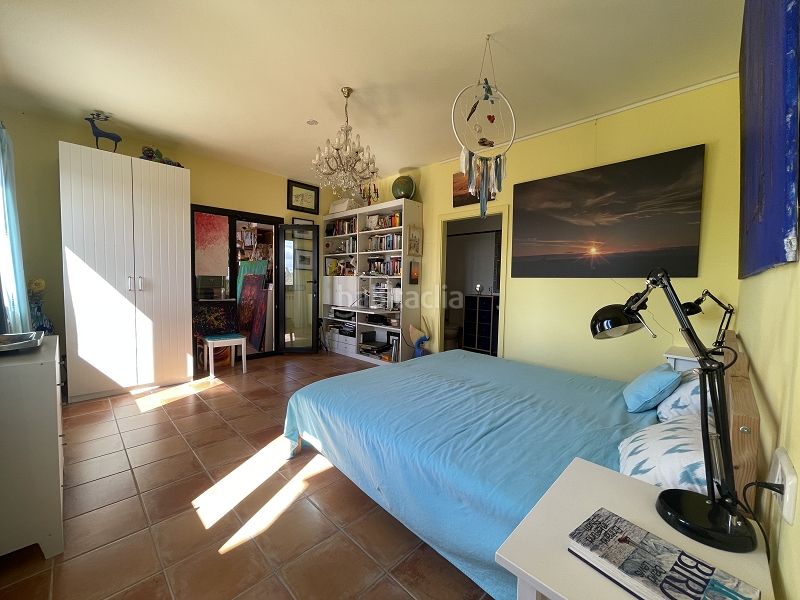 Foto e4144bcb-2a33-4897-8fb2-b6cec348ff1d. Chalet with fireplace heating parking pool in Porreres