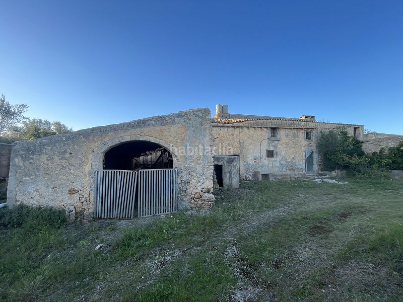 Foto ee7cbe8d-bae5-4536-b390-9deada0a47fd. Masia a carrer major 13 a Manacor centre Manacor