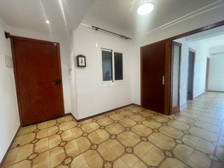 Pis  Carrer bauzà 14b. Apartamento luminoso en segunda planta sin ascensor