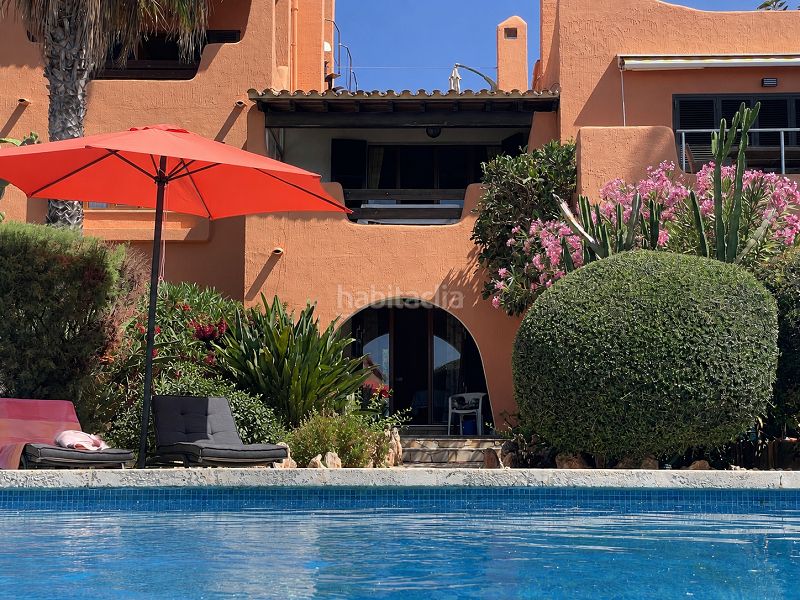 Foto f1c7b5b2-18c6-480f-94c1-99015ee7289c. Casa adossada amb xemeneia calefacció aparcament piscina a Llucmajor