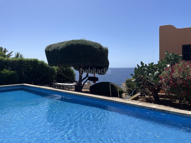 Foto f6d0a989-cbf8-468a-a661-b906f83d676b. Casa adossada amb xemeneia calefacció aparcament piscina a Llucmajor