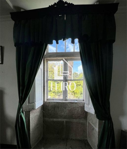 Foto a398e1e6-6855-47ac-b073-9cb57d599fcc. Casa  señorial para restaurar en Sobradelo Vilagarcía de Arousa