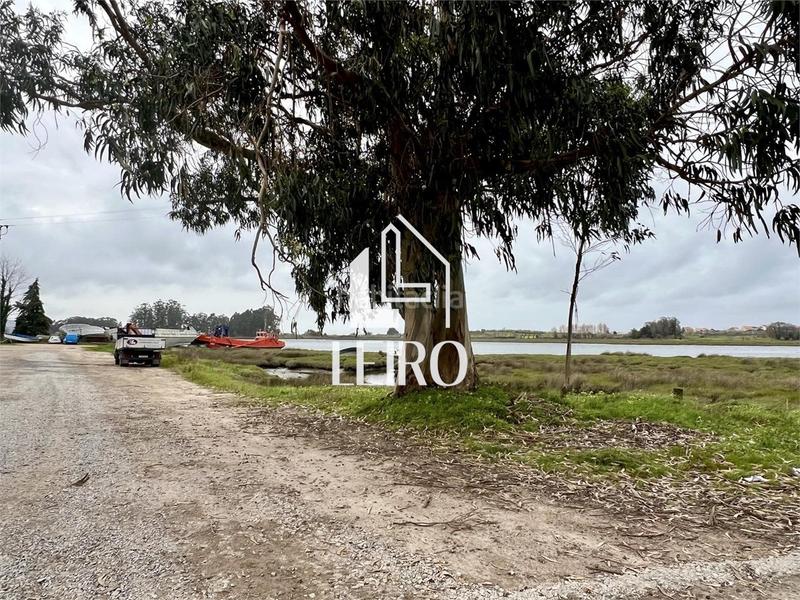 Foto 1db14f5a-babd-4218-85b3-fc6adef9be73. Bâtiment à usage industriel dans Cambados