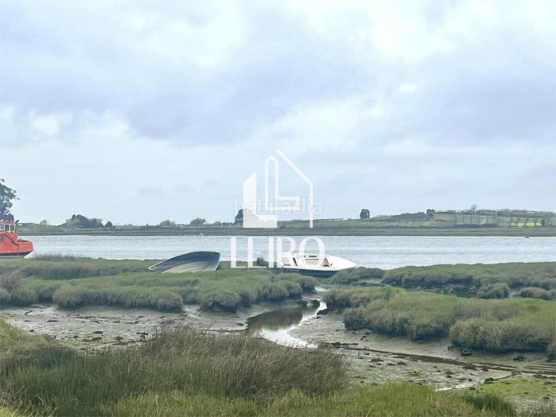 Foto 48045aa1-56fa-41b9-82ac-81a0bcfad92d. Bâtiment à usage industriel dans Cambados