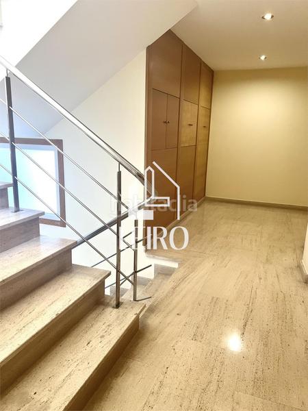 Foto 6e4ff0df-029f-453c-949c-76b73d51c2c4. Dúplex amb calefacció a Cambados