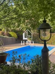 Chalet à Vilanova de Arousa. Casa de piedra con piscina y jardin de 3.000 m2 - vilanova de ar