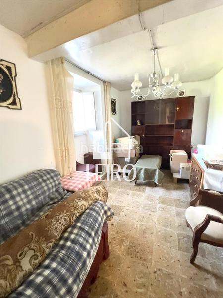 Foto 3db222eb-1dcc-4441-a6be-5134f5a89d5f. Casa  a reformar con jardín y garaje - en O Carril Vilagarcía de Arousa