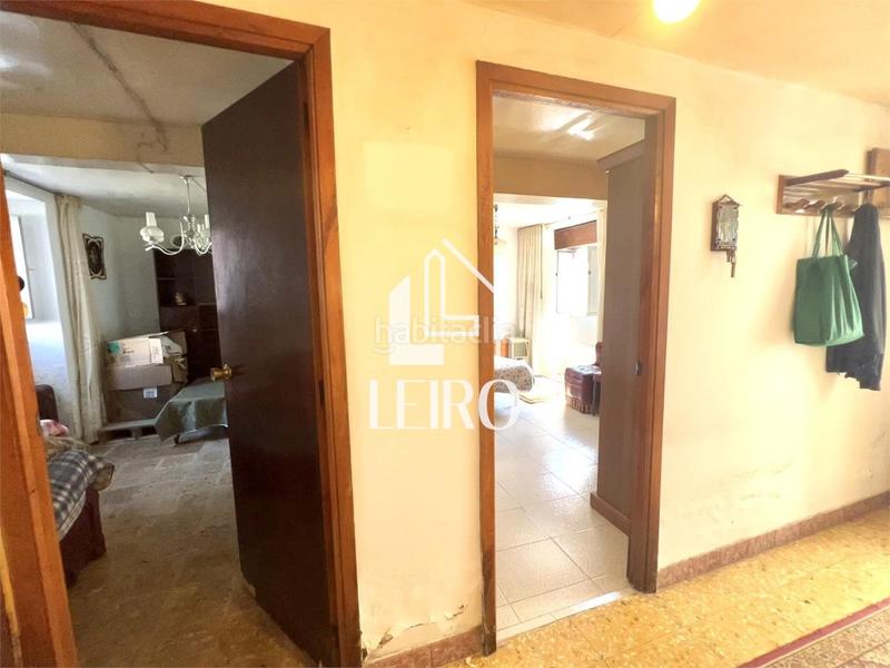 Foto 981aede3-56f1-4dc1-8ad4-314bbb741421. Casa  a reformar con jardín y garaje - en O Carril Vilagarcía de Arousa