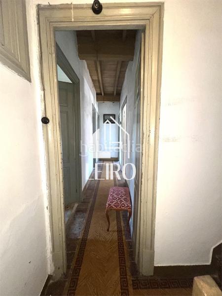 Foto d7f5a781-140b-4d04-9f8f-0a34d6862095. Casa  a reformar con jardín y garaje - en O Carril Vilagarcía de Arousa