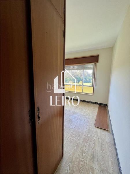 Foto 97a1ed6c-9fb0-4720-993f-18364496e295. Edifici a Cuntis
